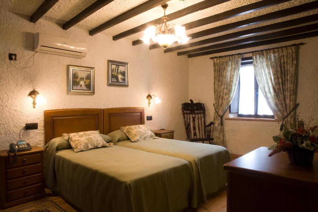 El Foyu Hotel Colunga Szoba fotó
